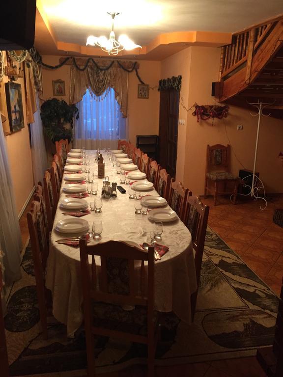 Hotel Casa Irinuca Sadova  Zewnętrze zdjęcie